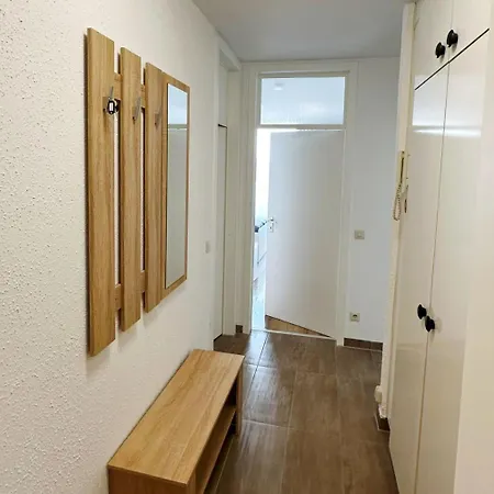 Bright Modern In * Muelheim an der Ruhr