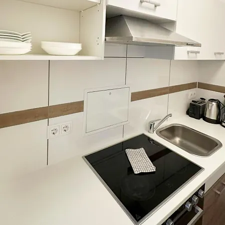 Bright Modern In Apartment *
