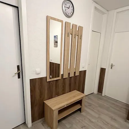 Apartment Bright Modern In