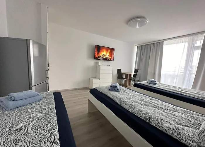 Bright Modern In Lejlighed